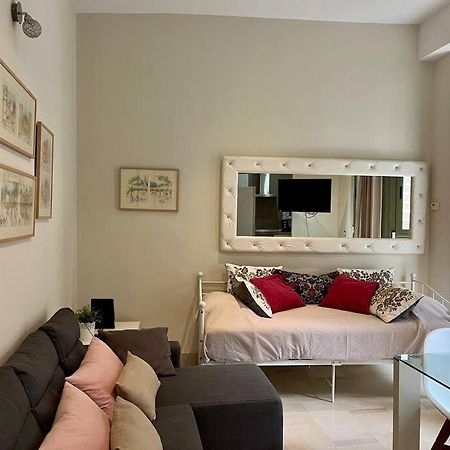 Apartamento Sierpes-Azofaifo Sevilla Exterior foto